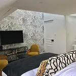 Du Cedre Nocleg ze śniadaniem 4*