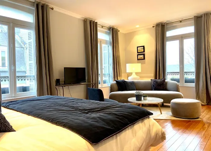 Bed & Breakfast Du Cedre Honfleur