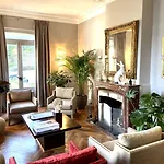 Du Cedre Bed & Breakfast