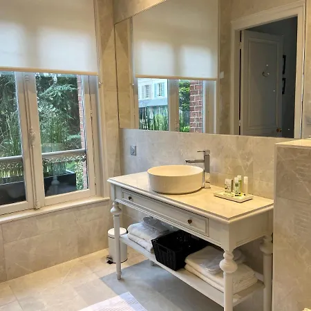 Du Cedre Bed & Breakfast Honfleur