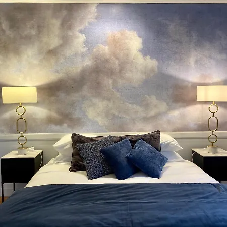 Du Cedre Bed & Breakfast