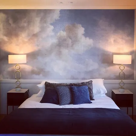 Oda ve Kahvaltı Du Cedre