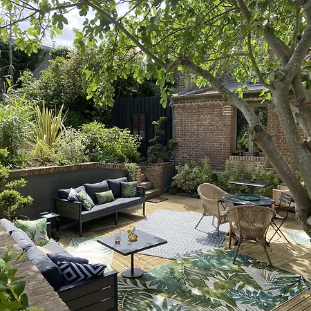 Du Cedre Bed & Breakfast Honfleur