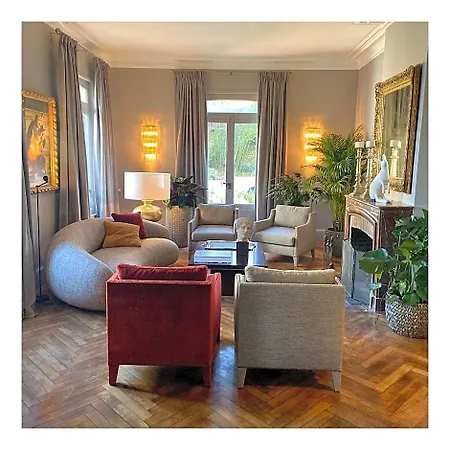Du Cedre Bed & Breakfast 4*