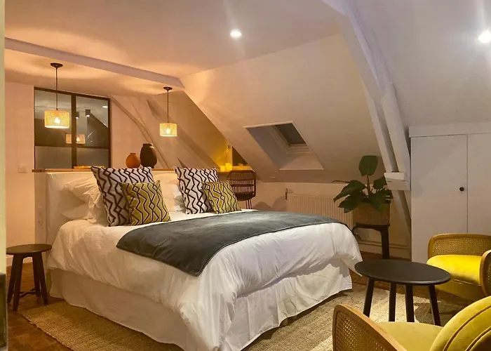 Bed & Breakfast Du Cedre Honfleur