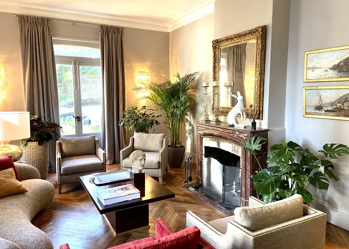 Du Cedre Bed & Breakfast